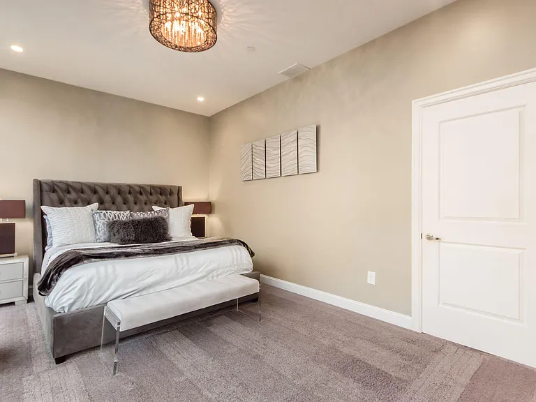 250 Spring St #424 — Photo 9
