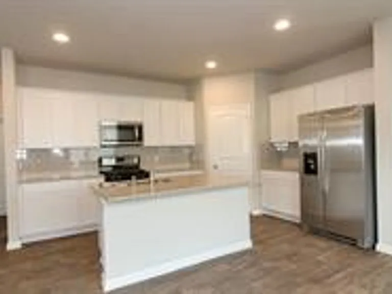 392 Fall Aster Dr — Photo 4