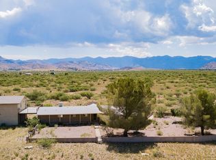 10299 E Sunrise Dr, Pearce, AZ 85625
