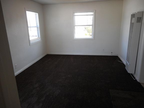 3rd image of 3032 1/2 Walnut Grove Ave #3032
