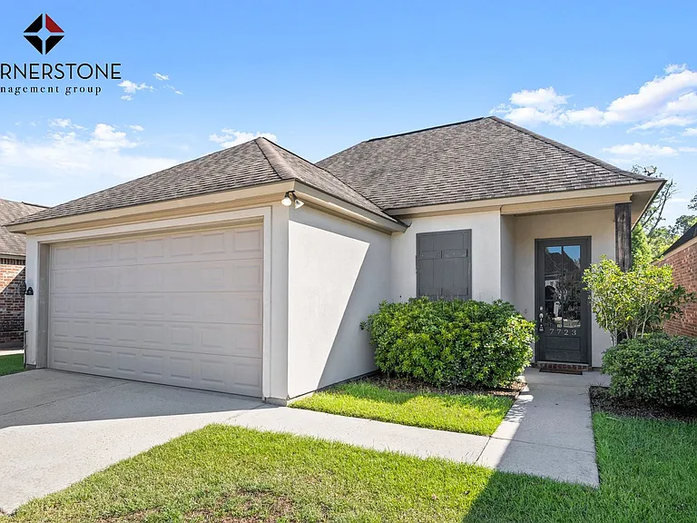 7723 Ibiza Dr — Photo 1
