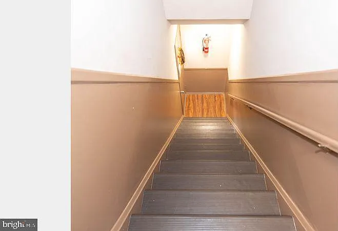 2 bed, $1,350 — Photo 2