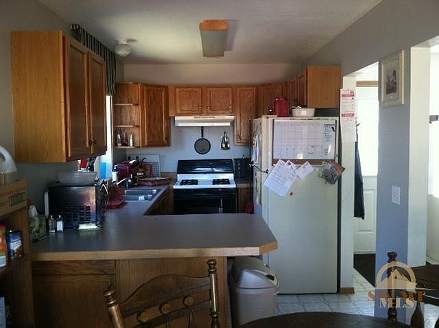 2nd image of 105 11th St APT A