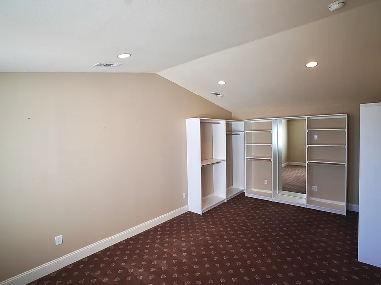 3708 Gouda Ln — Photo 13