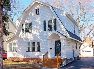 110 Catalpa Rd, Rochester, NY 14617