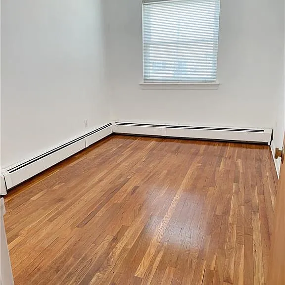 2710 Harding Ave #2 — Photo 4