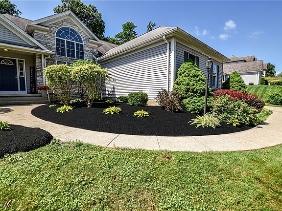 2nd image of 9798 Firestone Ln