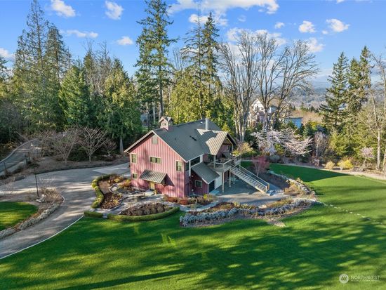 26450 NE 70 Street, Redmond, WA 98053