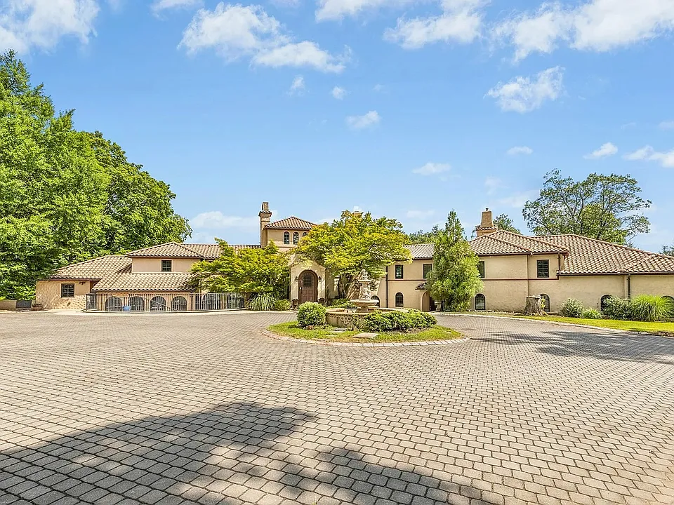 50 Rock Spring Rd
