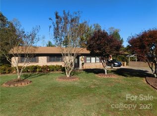 4619 Lakeview Acres Rd, Valdese, NC 28690