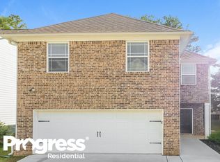 1863 Simmons Ln, Hampton, GA 30228