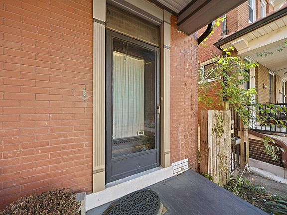 3rd image of 6114-2A Waterman Blvd