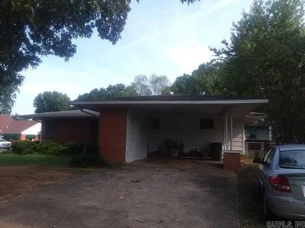 1102 E Moore Ave, Searcy, AR 72143