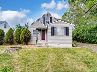 828 E Kenworth Rd, Columbus, OH 43224