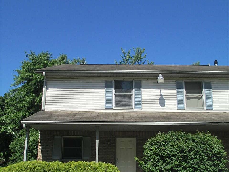 1st image of 1300 S Hickory Grove Ln Unit 1300