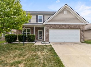 19506 Prairie Crossing Dr, Noblesville, IN 46062