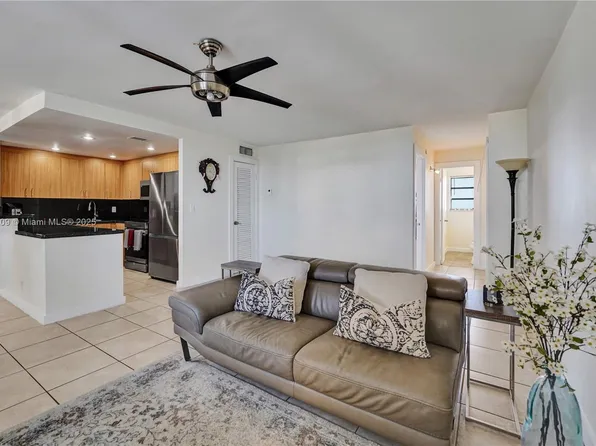 1811 Jefferson St APT 606, Hollywood, FL 33020