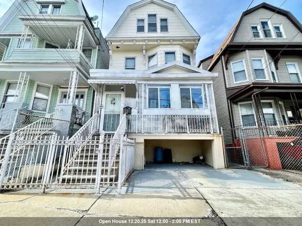 253 Jewett Avenue image 1 of 16