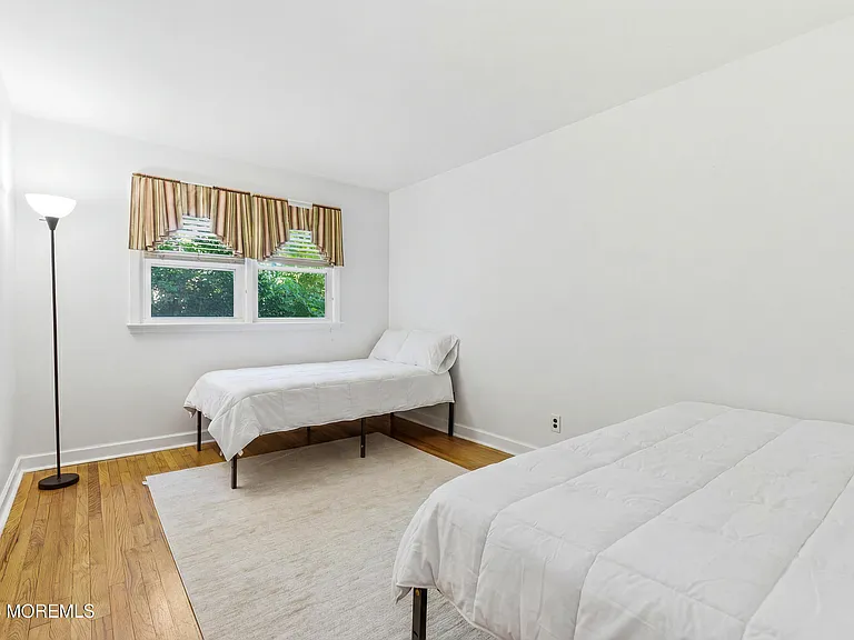 506 Woodland Rd — Photo 17