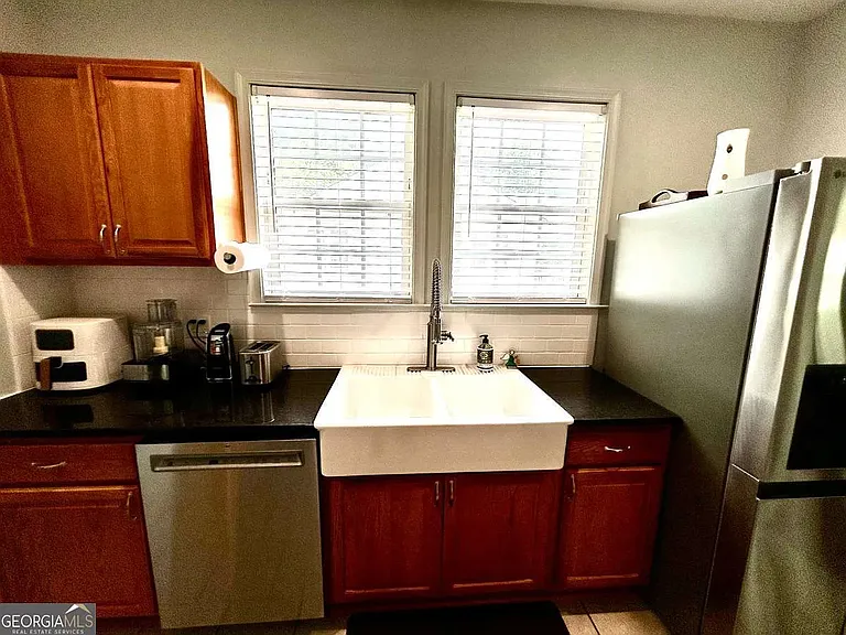 259 N Oliver St #A — Photo 17