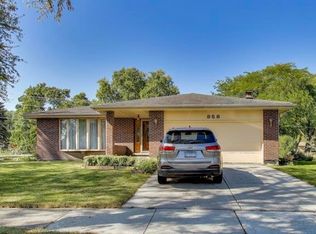 858 Academy Ave, Matteson, IL 60443