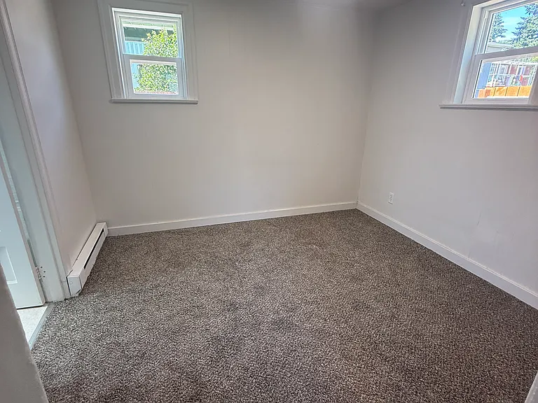 1113 1/2 N Cambrian Ave — Photo 4