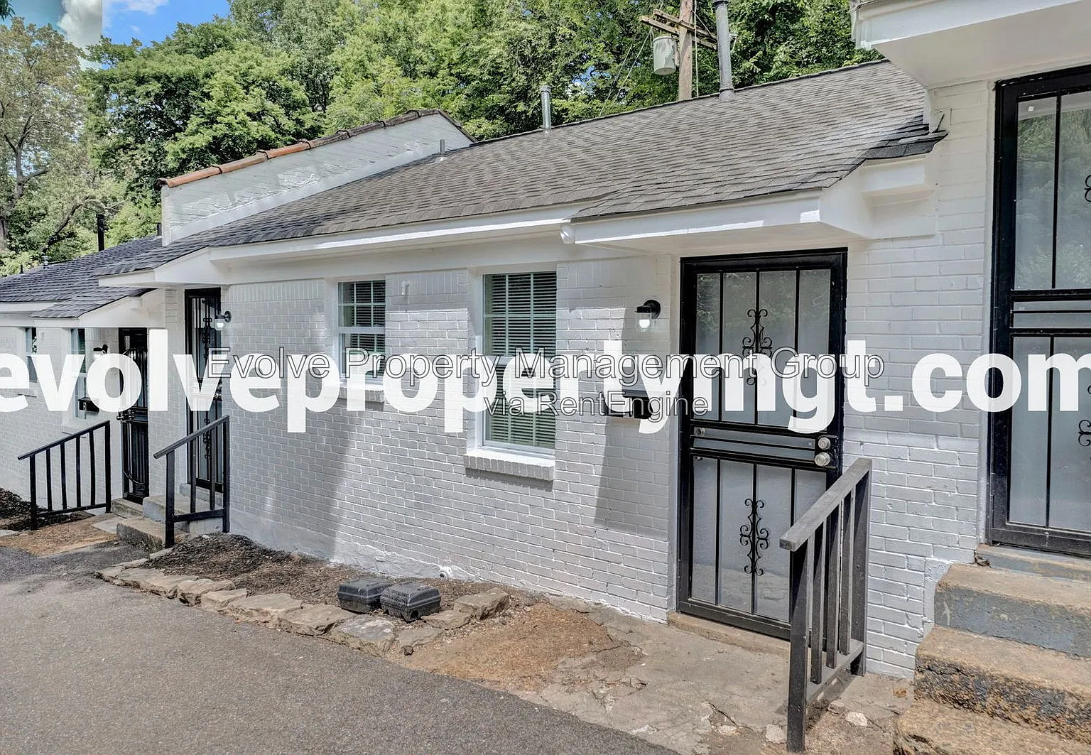 2 bed, 1.0 bath, 700 sqft, $795 — Photo 2