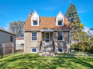 2730 W 98th Pl, Evergreen Park, IL