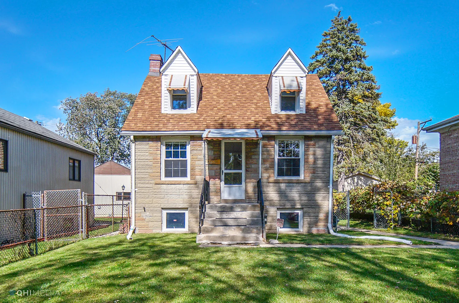 2730 W 98th Pl photo 1