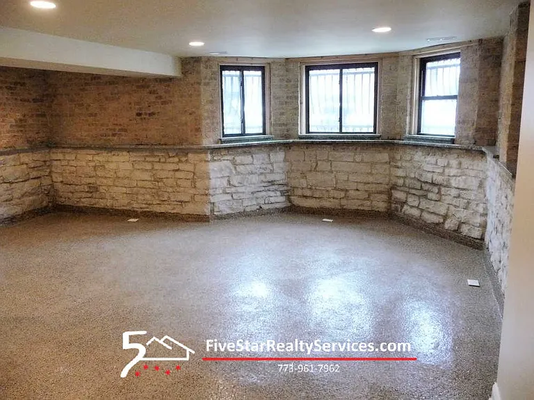 1803 W Superior St #B — Photo 4