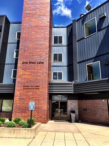 1st image of 1 Lake St W #415