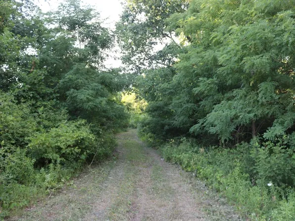 1221001 COUNTY MM, Watertown, WI 53098