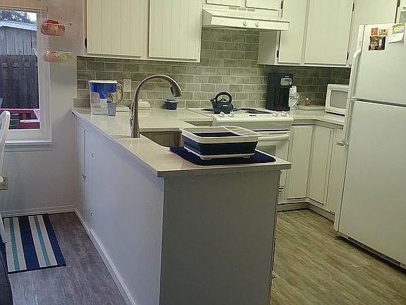 5th image of 7012 Glen Ave