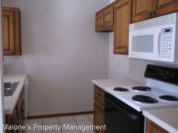 4th image of 2313 Cedar Brook Dr