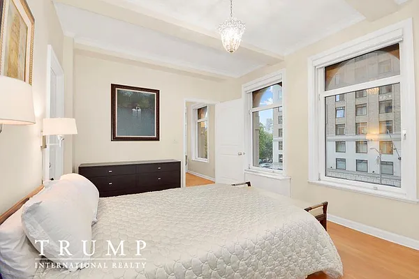 Sold by Trump International Realty | media 4