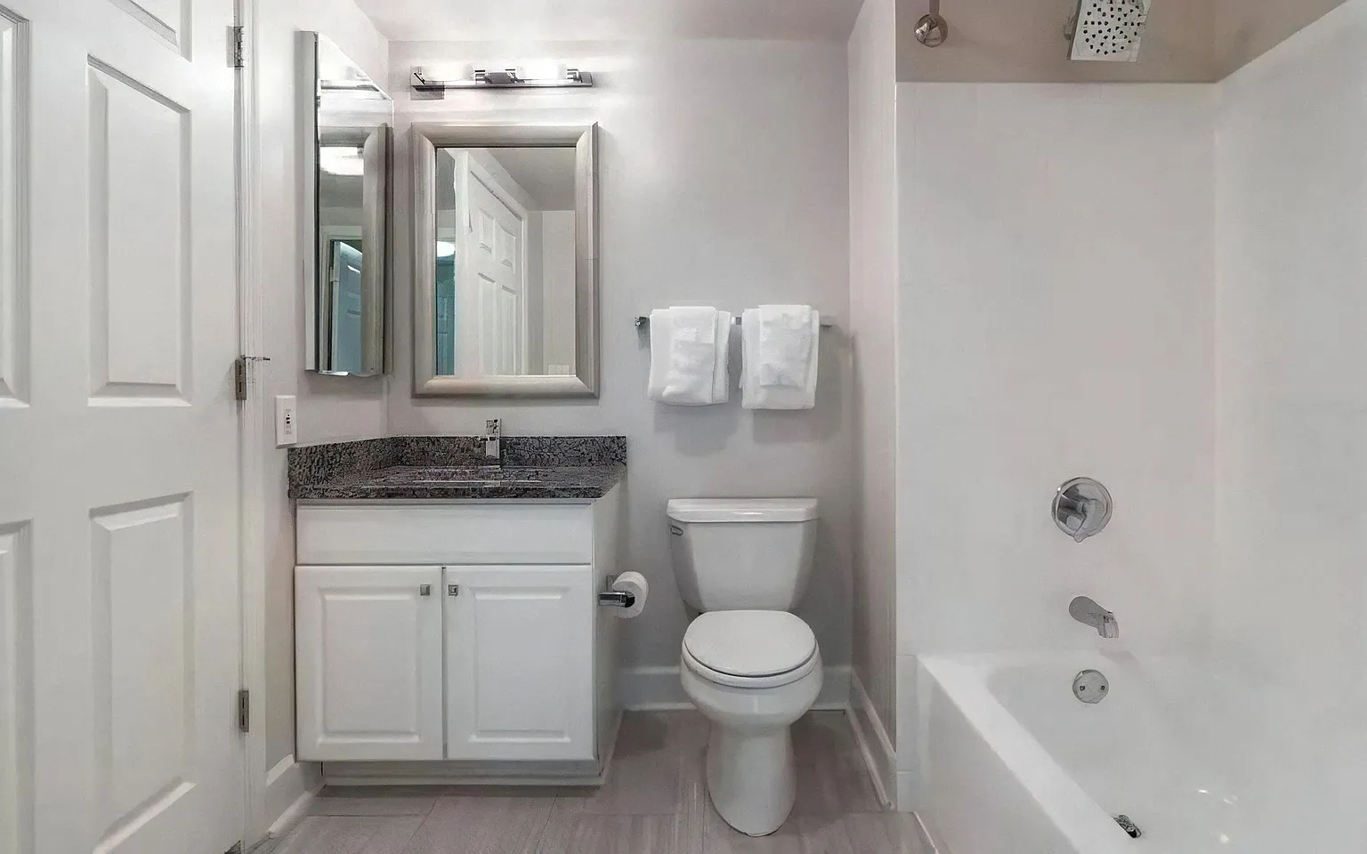 2701 Calvert St NW APT 109 photo 1
