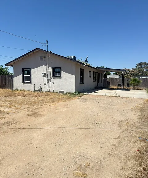 16732 Cutting St — Photo 2