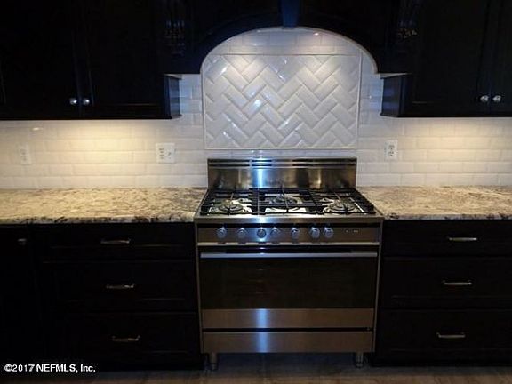 4th image of 12847 La Costa Ct