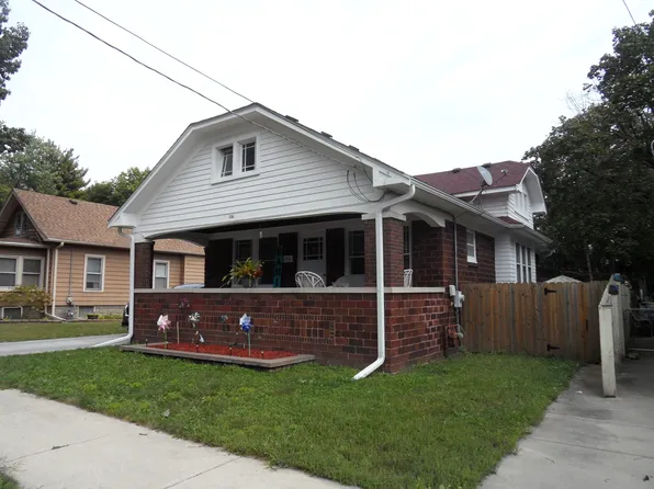 636 Bangs St, Aurora, IL 60505