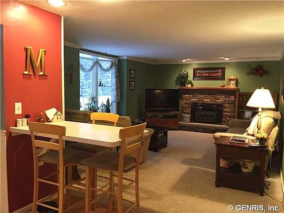 3rd image of 1213 Wildflower Dr