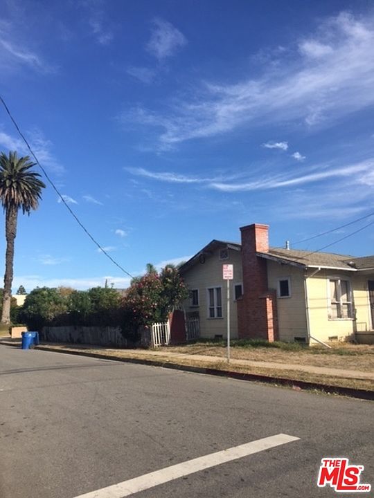 2nd image of 1800 Penmar Ave