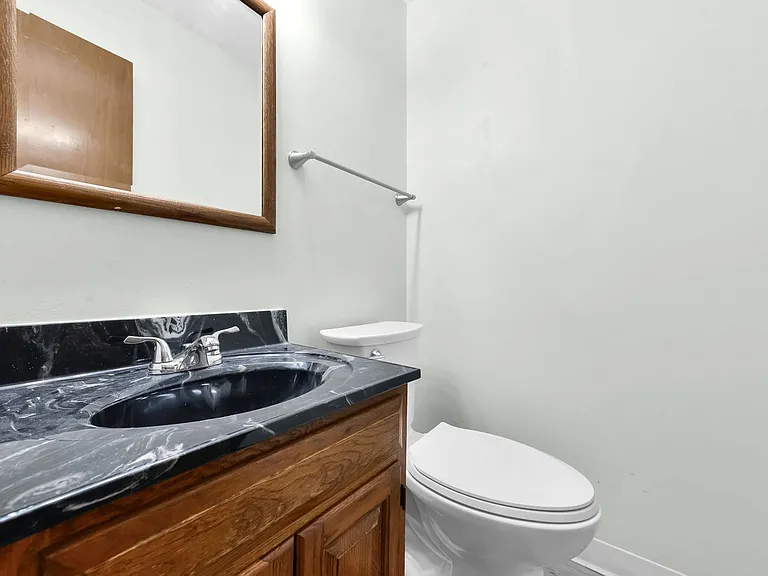 2032 Northcliff Dr — Photo 7