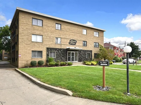 20312 Lorain Rd APT 202, Fairview Park, OH 44126