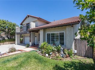 14048 Wagon Mound Rd, Sylmar, CA 91342