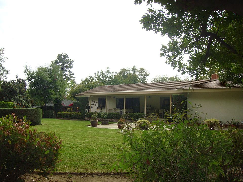 710 Braewood Rear