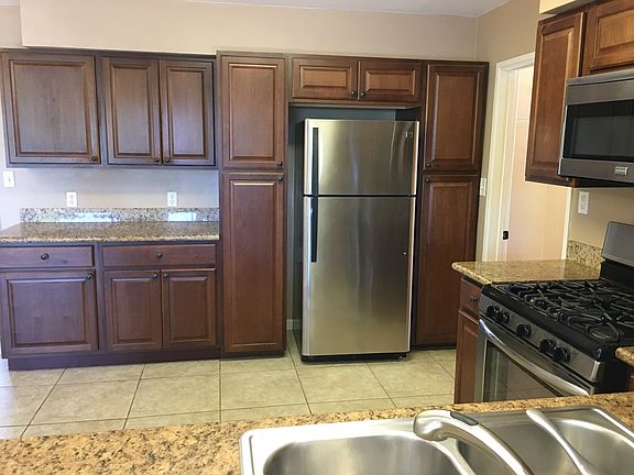 4th image of 6136 Lorca Dr