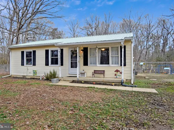 5850 Fire Tower Rd, Welcome, MD 20693