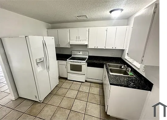 2 bed, 1022 sqft, $1,695 — Photo 4