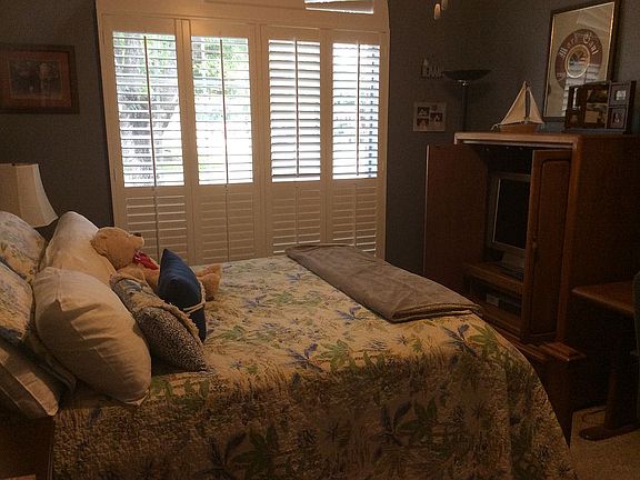 Plantation shutters