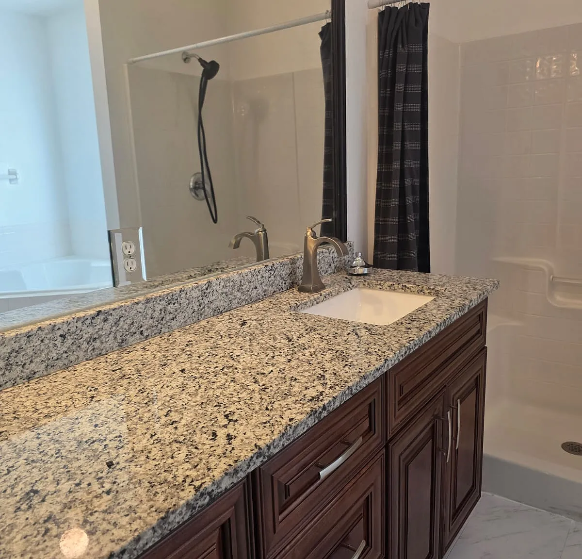 1 bed, $1,300 — Photo 1